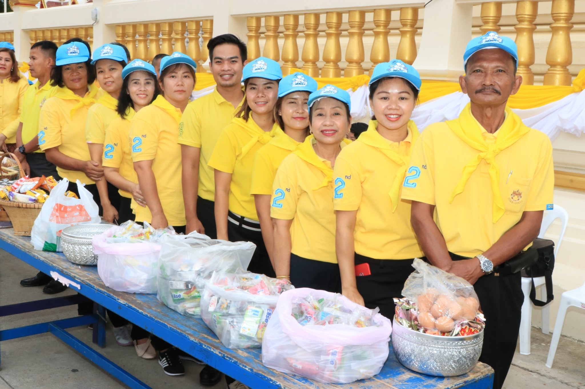 เข้าร่วมพิธีเจริญพระพุทธมนต์และทำบุญตักบาตร กิจกรรมอันเนื่องเกี่ยวกับงานพระราชพิธีบรมราชาภิเษก พุทธศักราช 2562